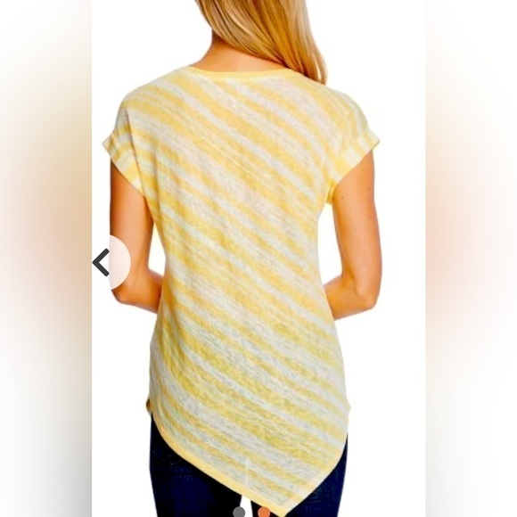 Vince Camuto NWT Women’s S/S Variegated Stripe Asymmetrical Yellow Size-Medium - Picture 2 of 8